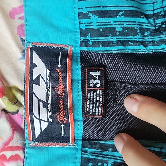 Fly Shorts - Picture 3 of 4